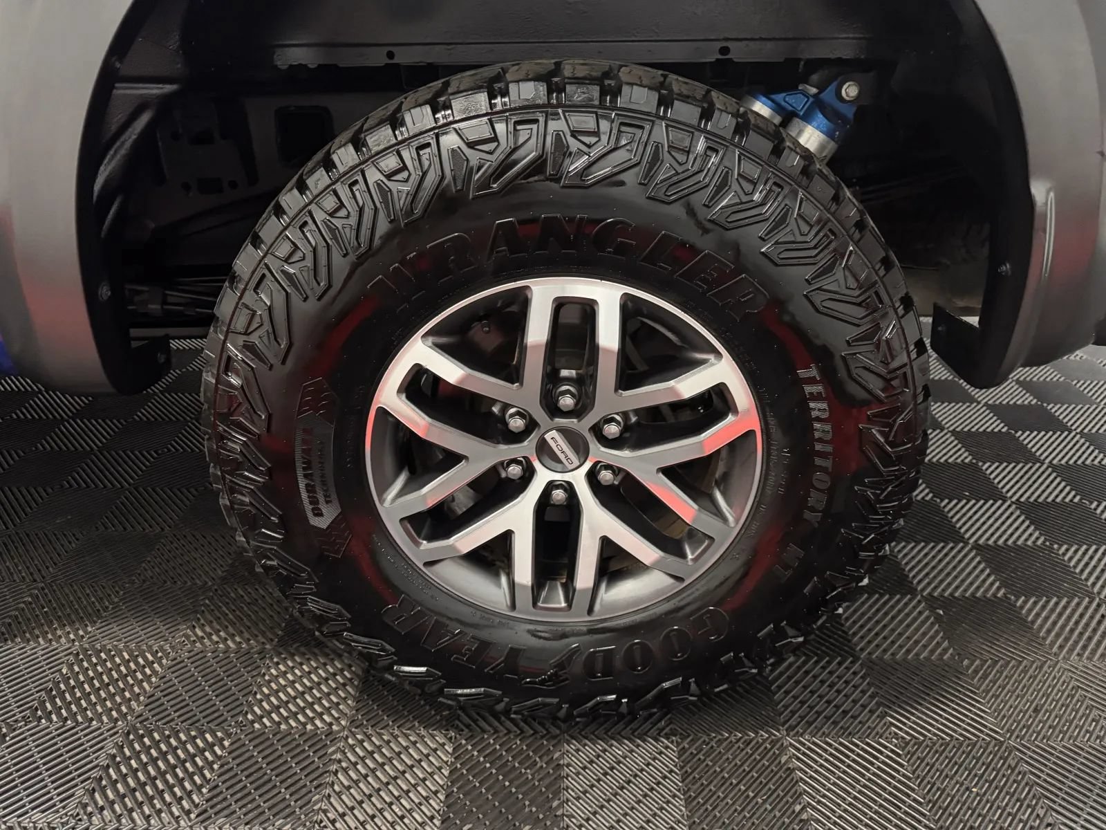 Used 2018 Ford F150 Raptor w/ Equipment Group 801A Mid AWD/4WD image 13