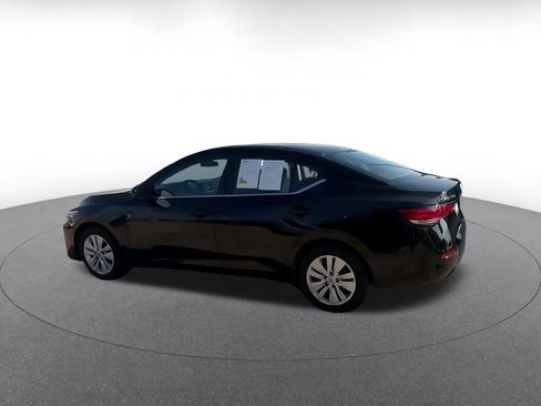 Used 2025 Nissan Sentra S FWD image 9