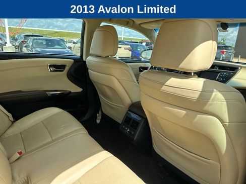 Used 2013 Toyota Avalon Limited FWD image 2