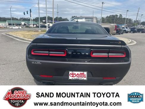 Used 2021 Dodge Challenger R/T Scat Pack image 4