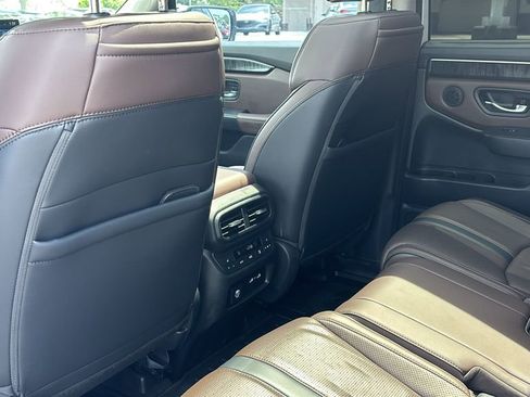 Certified 2023 Honda Pilot Elite image 30