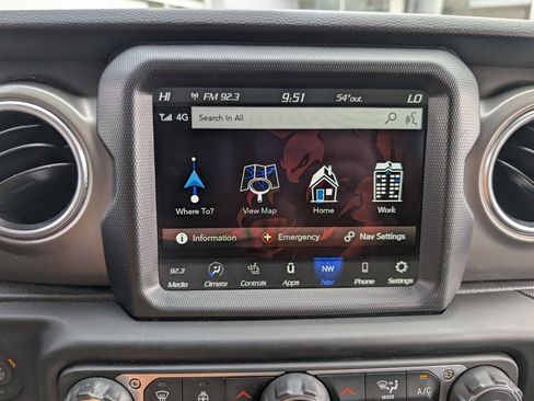 Used 2022 Jeep Wrangler Unlimited Rubicon 4xe w/ Cold Weather Group image 25