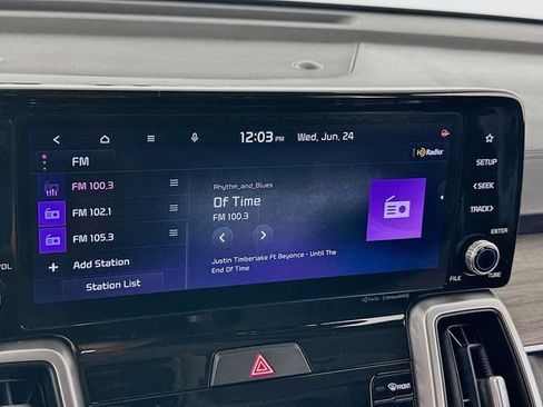 Used 2022 Kia Sorento S w/ Panoramic Sunroof Package AWD/4WD image 13