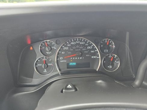 Used 2023 Chevrolet Express 2500 w/ Driver Convenience Package image 30