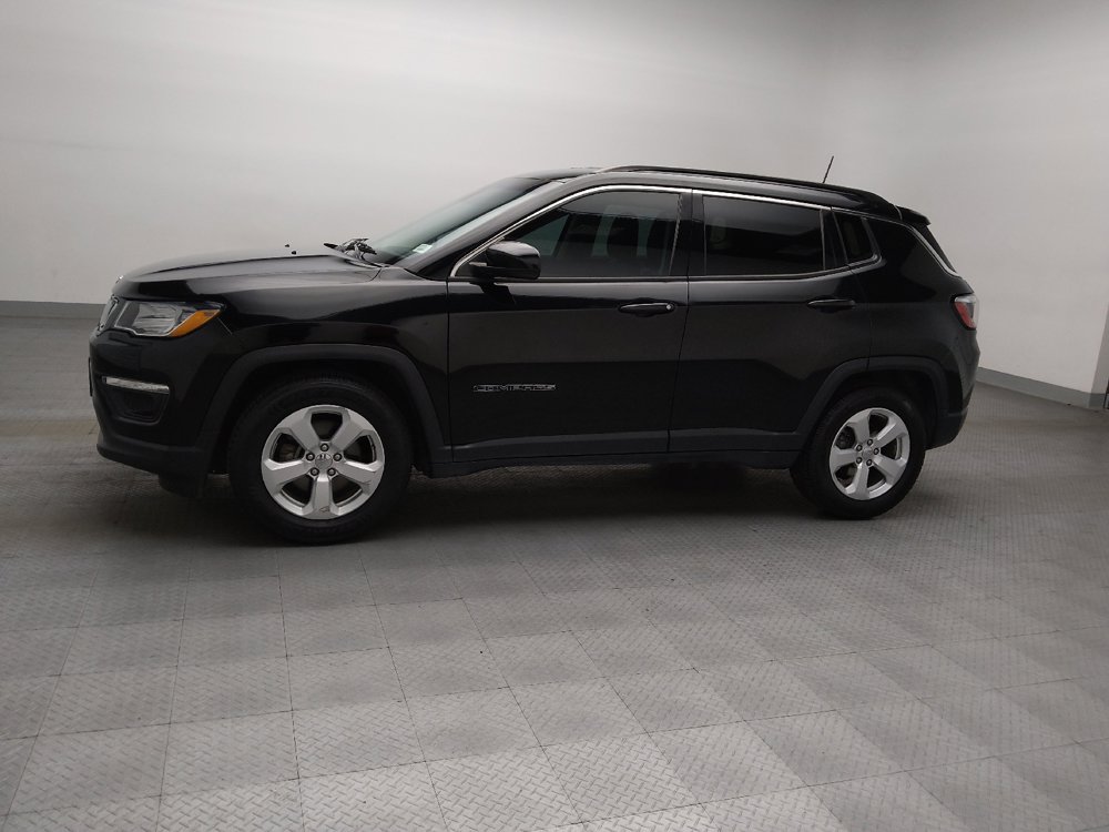 Used 2020 Jeep Compass Latitude FWD image 2