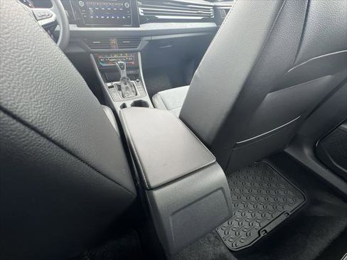 New 2026 Volkswagen Jetta SE FWD image 20