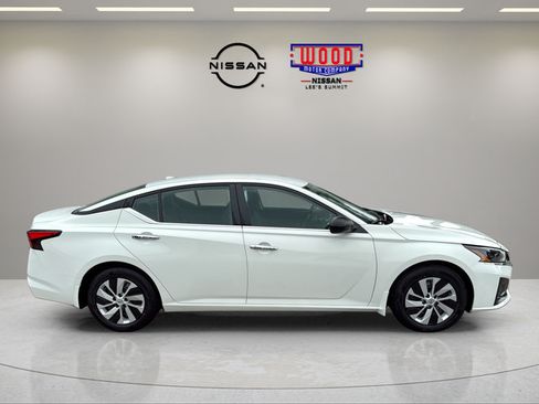 Certified 2025 Nissan Altima 2.5 S FWD image 2