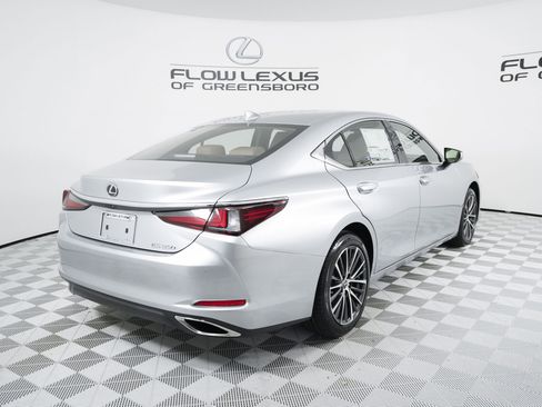 New 2025 Lexus ES 350 w/ Premium Package image 7
