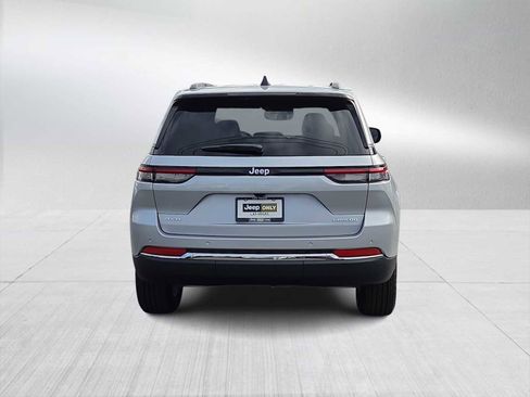 New 2025 Jeep Grand Cherokee Laredo X w/ Luxury Tech Group I image 7