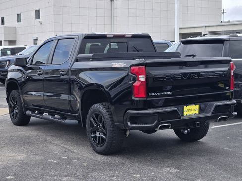 Used 2022 Chevrolet Silverado 1500 LT Trail Boss w/ Convenience Package II AWD/4WD image 8