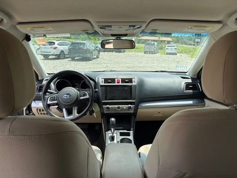 Used 2016 Subaru Outback 2.5i Premium AWD/4WD image 16