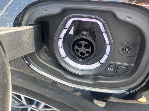 Used 2024 Ford Escape SE FWD image 36