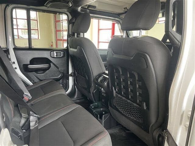 Used 2020 Jeep Gladiator Rubicon w/ Dual Top Group AWD/4WD image 29
