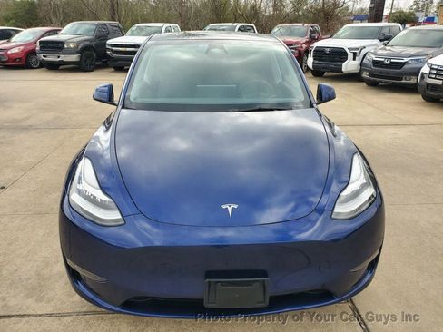 Used 2022 Tesla Model Y Long Range image 14