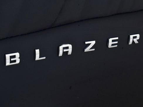 Used 2021 Chevrolet Blazer LT image 23