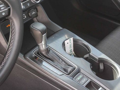 Certified 2022 Honda Civic EX image 20