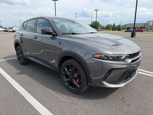 Used 2023 Dodge Hornet GT w/ Track Pack AWD/4WD image 3