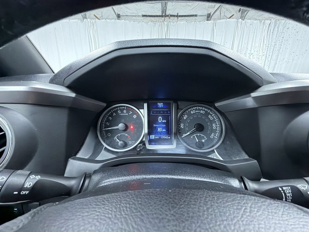 Certified 2021 Toyota Tacoma Limited AWD/4WD image 11