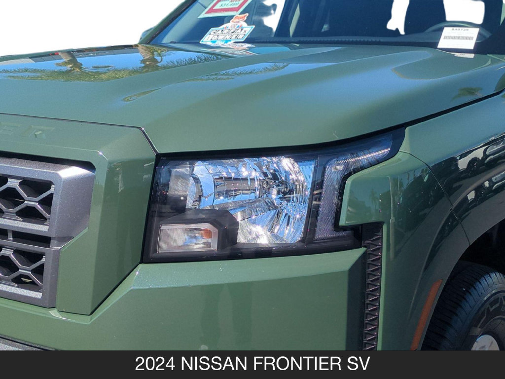 Certified 2024 Nissan Frontier SV AWD/4WD image 10