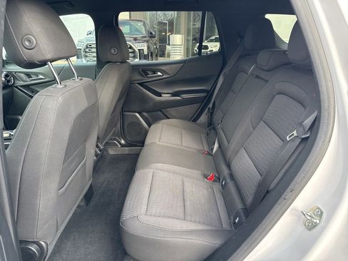Used 2025 Chevrolet Equinox LT FWD image 16