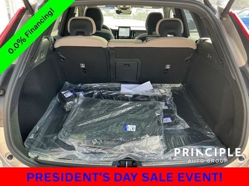 New 2026 Volvo XC60 B5 Plus image 13