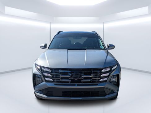 Certified 2025 Hyundai Tucson Limited image 8