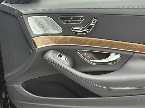 Used 2016 Mercedes-Benz S 550 Sedan image 36