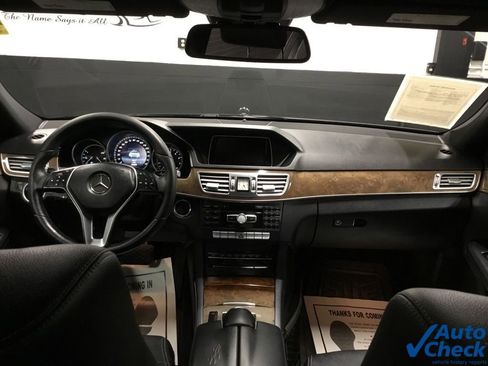 Used 2015 Mercedes-Benz E 350 4MATIC Sedan image 26