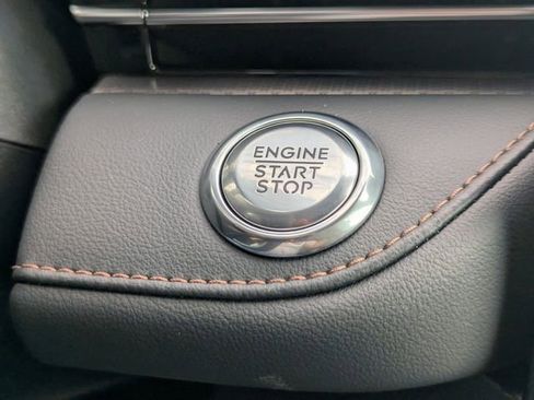 New 2026 Lincoln Nautilus Premier image 25