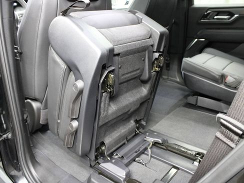 Used 2025 GMC Yukon Denali w/ Denali Reserve Package AWD/4WD image 70