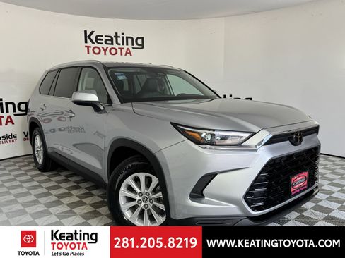 Certified 2025 Toyota Grand Highlander AWD image 2