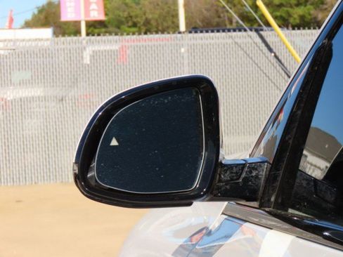 Used 2022 BMW X5 sDrive40i w/ M Sport Package image 15