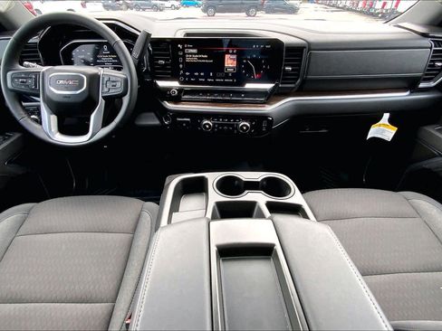 Certified 2025 GMC Sierra 1500 Elevation image 28