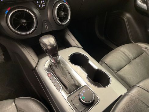 Used 2020 Chevrolet Blazer LT image 17