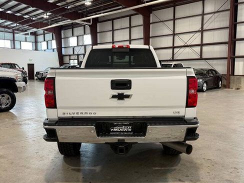 Used 2015 Chevrolet Silverado 3500 LTZ w/ Duramax Plus Package AWD/4WD image 9