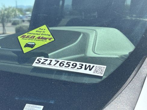 Certified 2025 GMC Sierra 1500 SLT RWD image 31