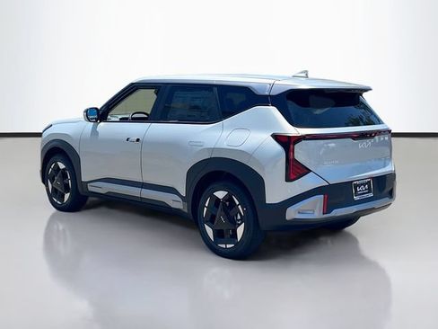 New 2027 Kia Seltos S AWD/4WD image 5