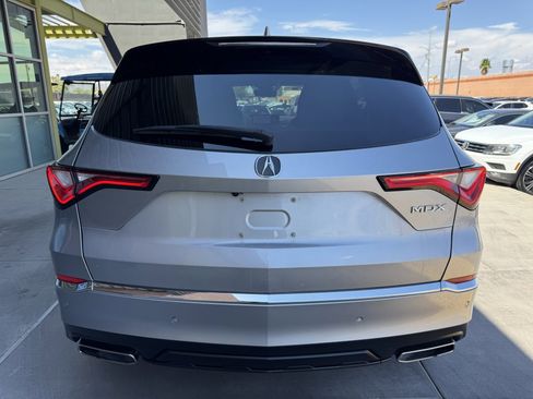 Used 2022 Acura MDX FWD w/ Technology Package image 13