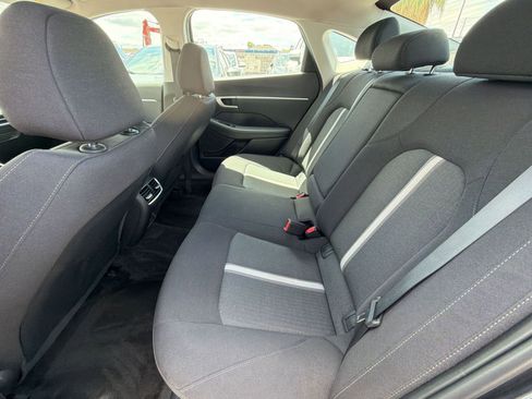 Used 2025 Hyundai Sonata SEL FWD image 11
