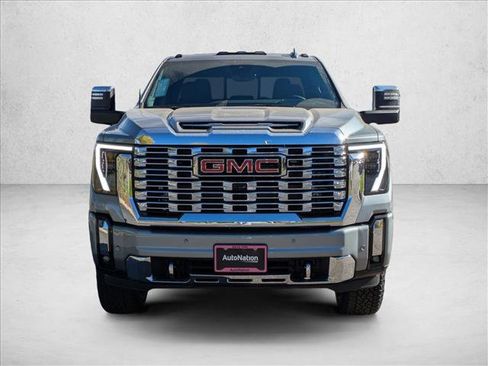 New 2026 GMC Sierra 2500 Denali w/ Denali Reserve Package image 2