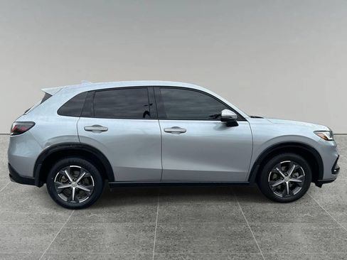 Used 2023 Honda HR-V EX-L image 6