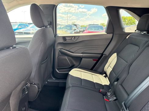 Used 2023 Ford Escape Active w/ Tech Pack #1 AWD/4WD image 13