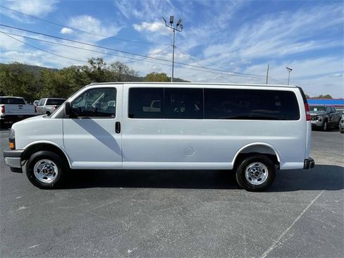 New 2025 GMC Savana 3500 LT w/ LT Preferred Equipment Group image 2
