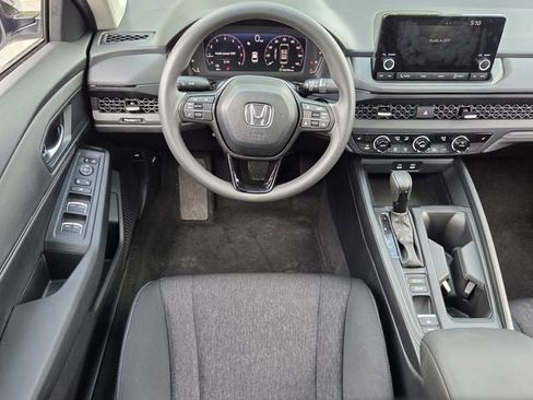 Certified 2025 Honda Accord SE image 17