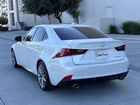 Used 2016 Lexus IS 200t image 5