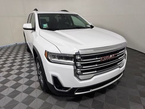 Used 2023 GMC Acadia SLT FWD image 8