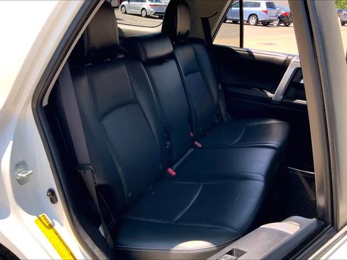 Used 2016 Toyota 4Runner Limited image 19