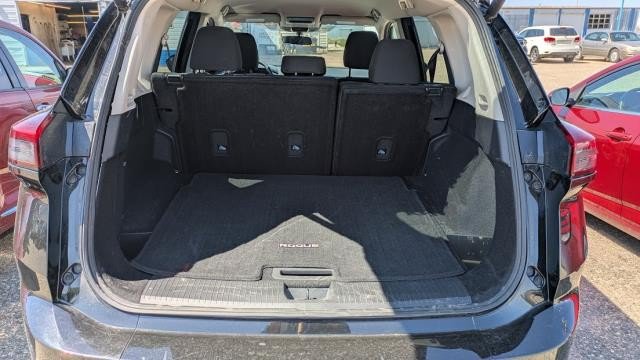 Used 2025 Nissan Rogue SV AWD/4WD image 17