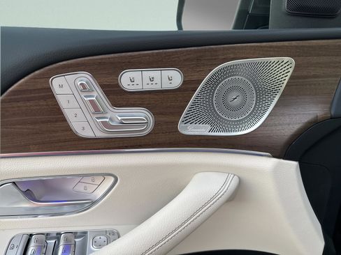 New 2026 Mercedes-Benz GLE 450 4MATIC image 11