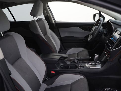 Used 2023 Subaru Crosstrek 2.0i Premium image 11